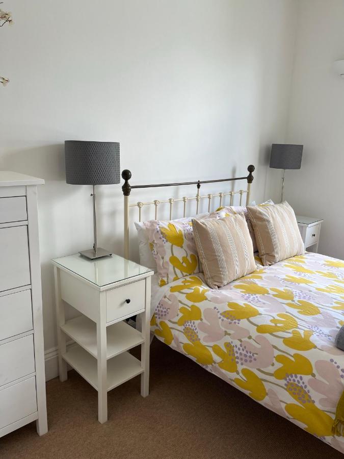 Tree Tops Apartment In Tunbridge Wells ภายนอก รูปภาพ
