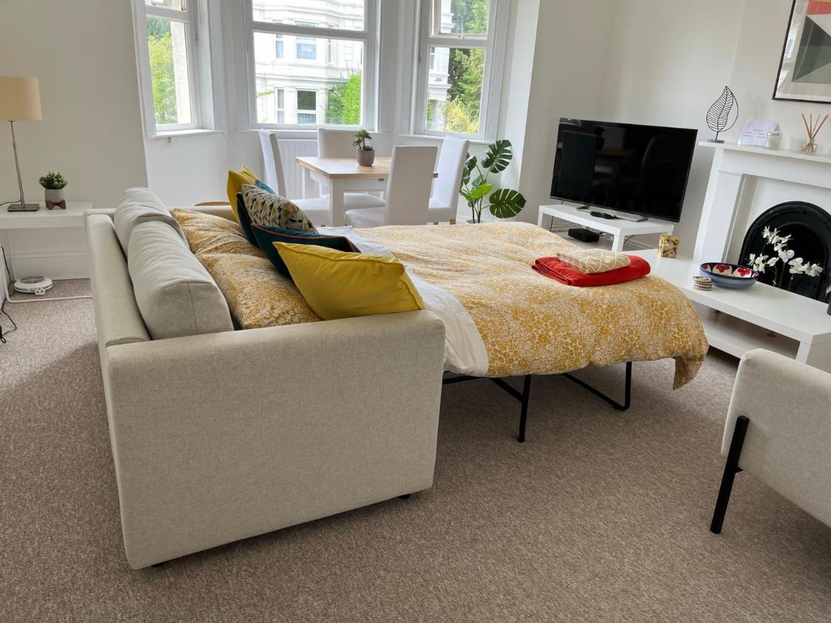 Tree Tops Apartment In Tunbridge Wells ภายนอก รูปภาพ
