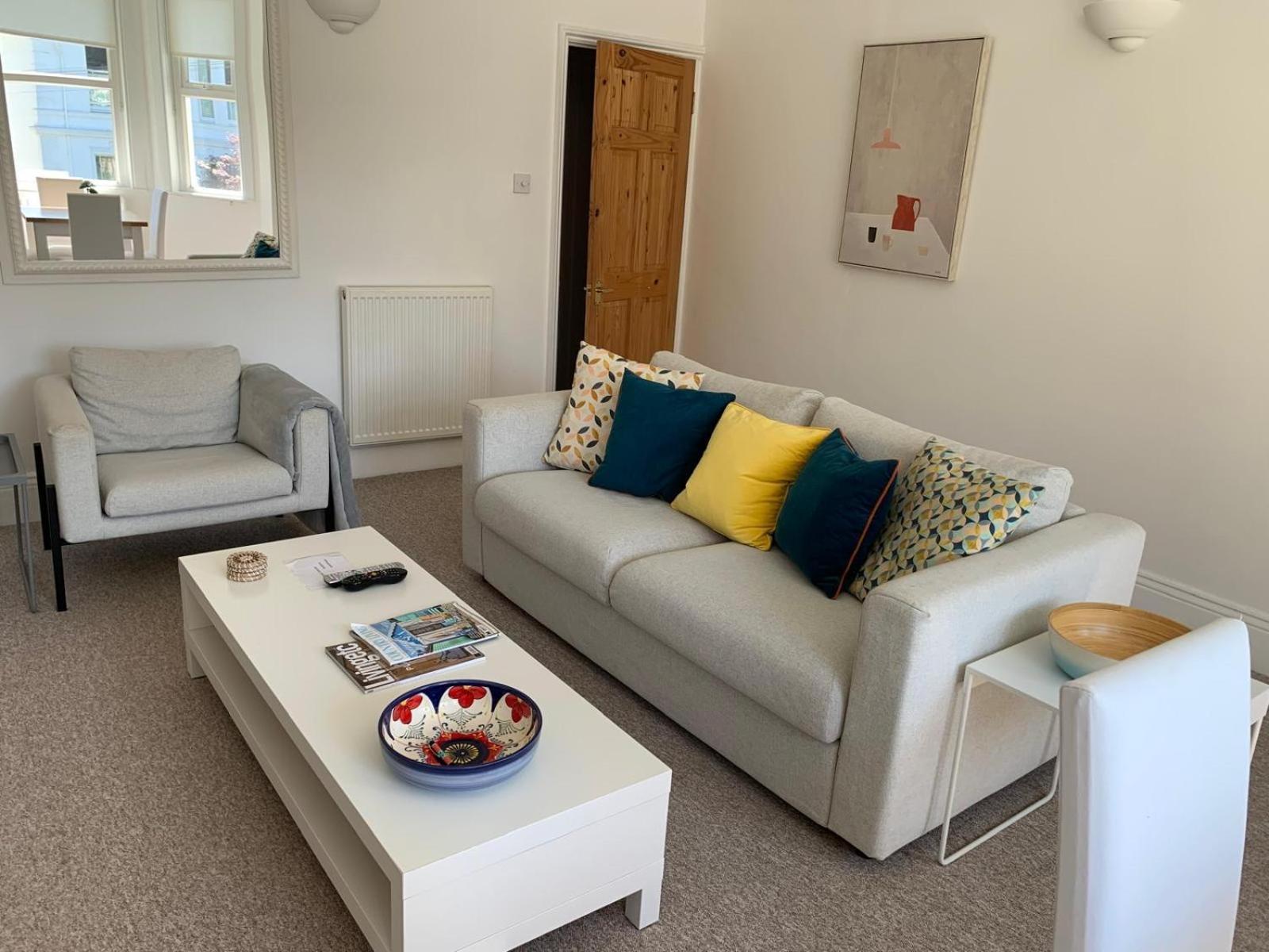 Tree Tops Apartment In Tunbridge Wells ภายนอก รูปภาพ