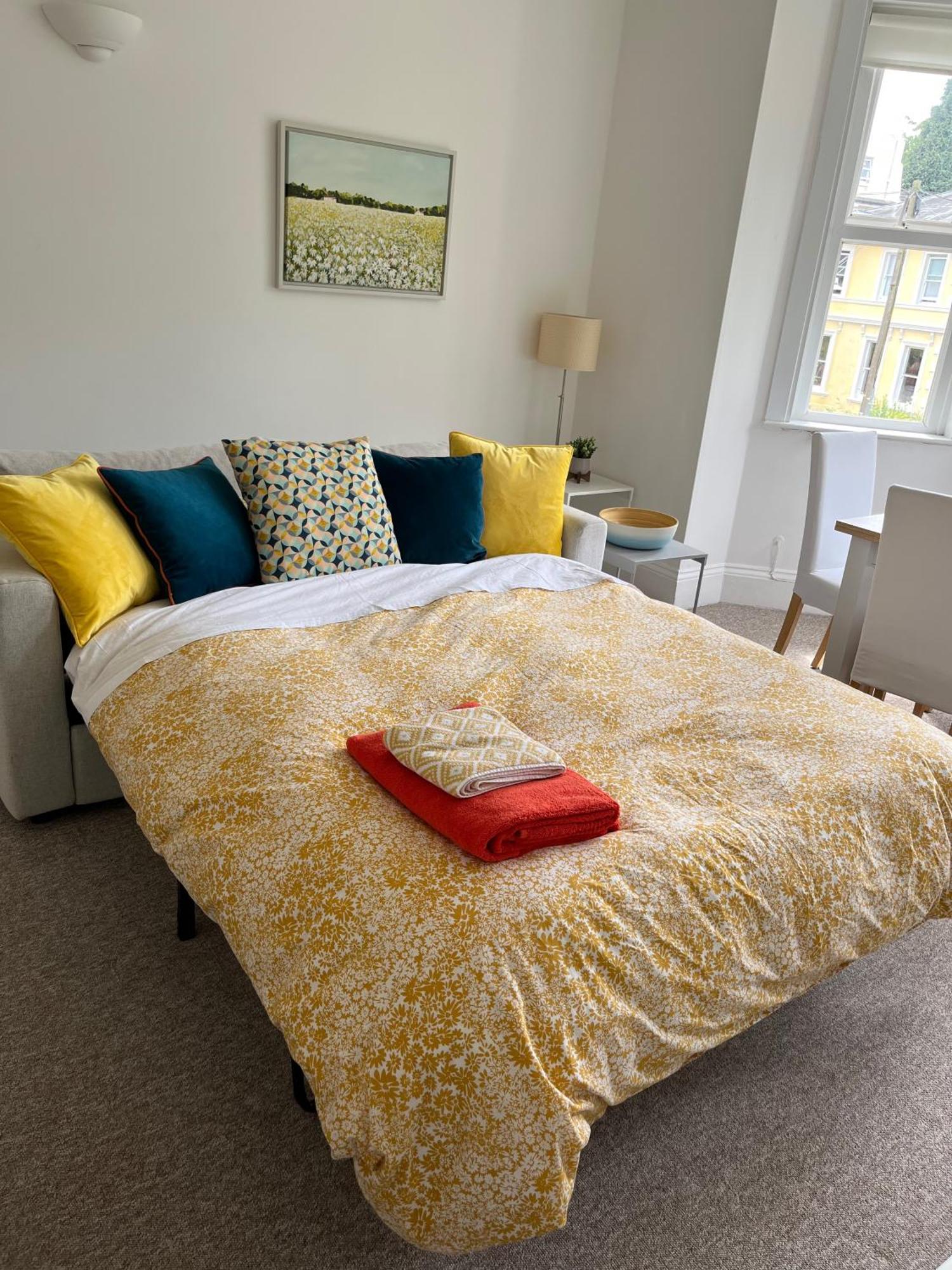 Tree Tops Apartment In Tunbridge Wells ภายนอก รูปภาพ